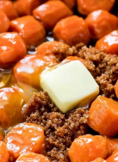 Delicious slow cooker maple glazed carrots served in a bowl